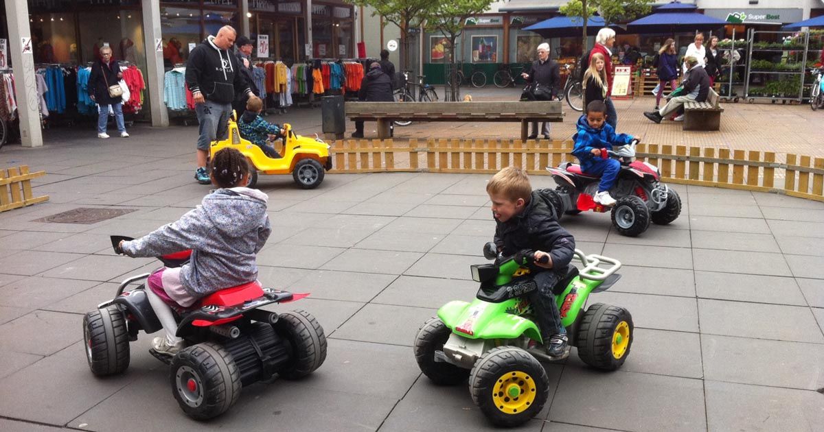 Klimafestival Valby 2019 minielbiler behandlet (002)